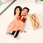 p-carry-your-love-personalized-caricature-stand-153405-m