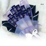 mi_Bouquet with chocolate & flowers-1